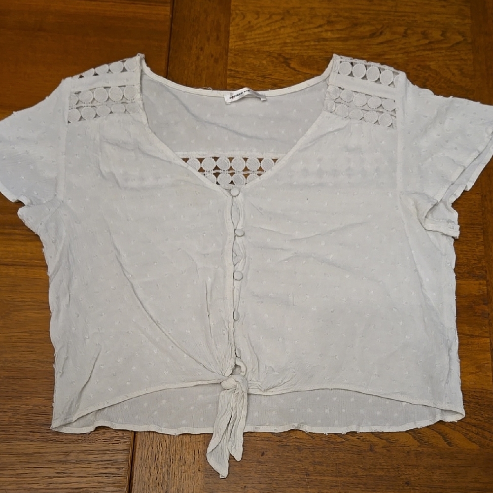 Cream Button-Front Crop Blouse